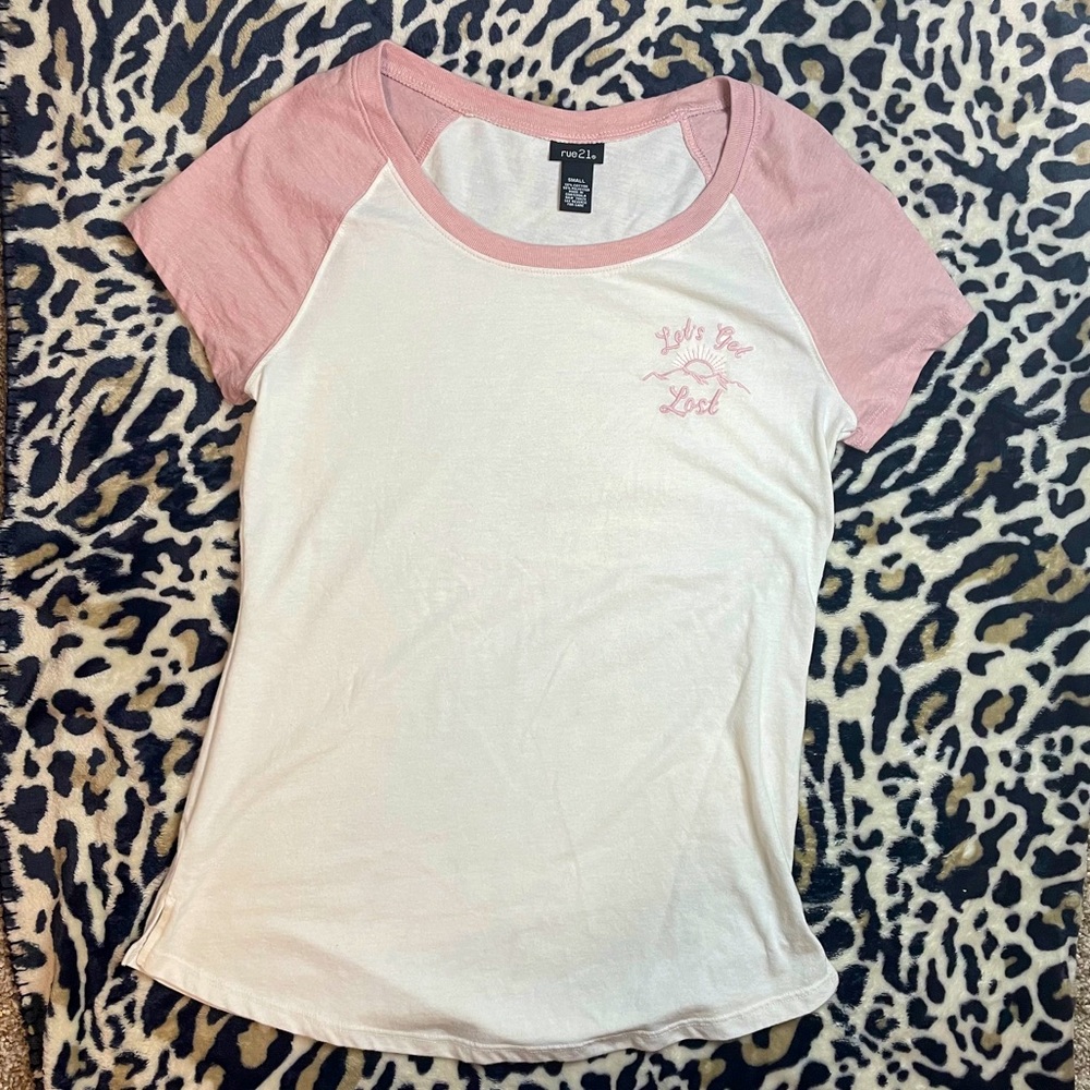 Rue 21 t shirt